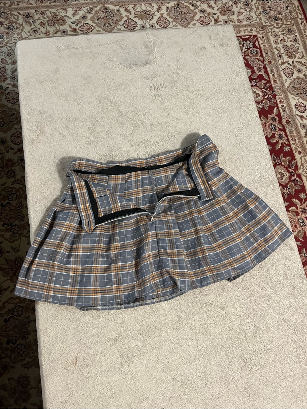 Preppy Plaid Mini Skirt in Gray and Tan - Women's Skirt size 30x15 - Picture 3 of 3